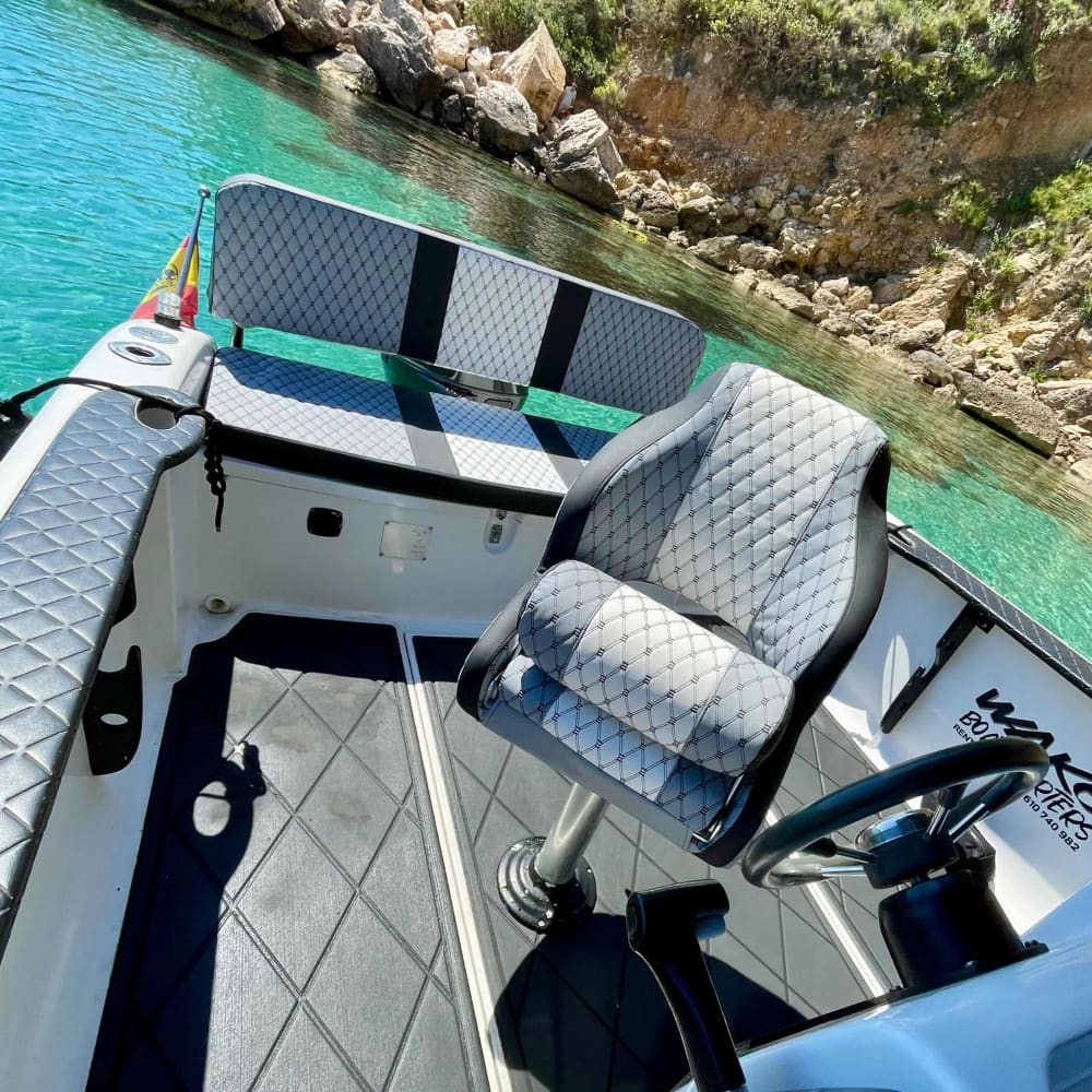 Enjoy the Sunset with our 2-hour experience.