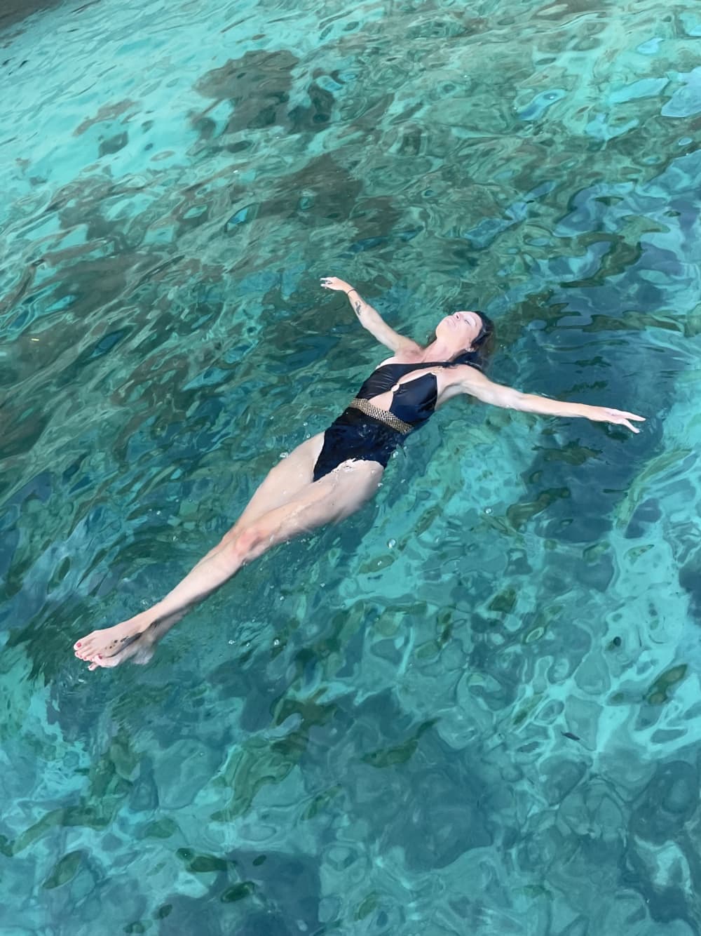 Проведите целый день на моторной лодке на Мальте.