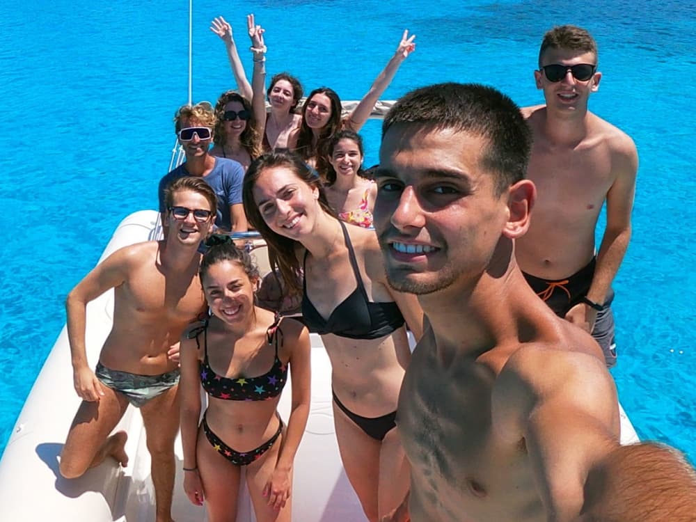 Ontdek de kust van Marsala: een complete dagtocht aan boord van een motorboot