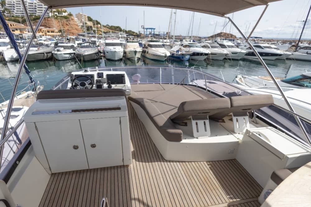 Öflykt: Lyxig yachtdag från Antibes till Lérinsöarna