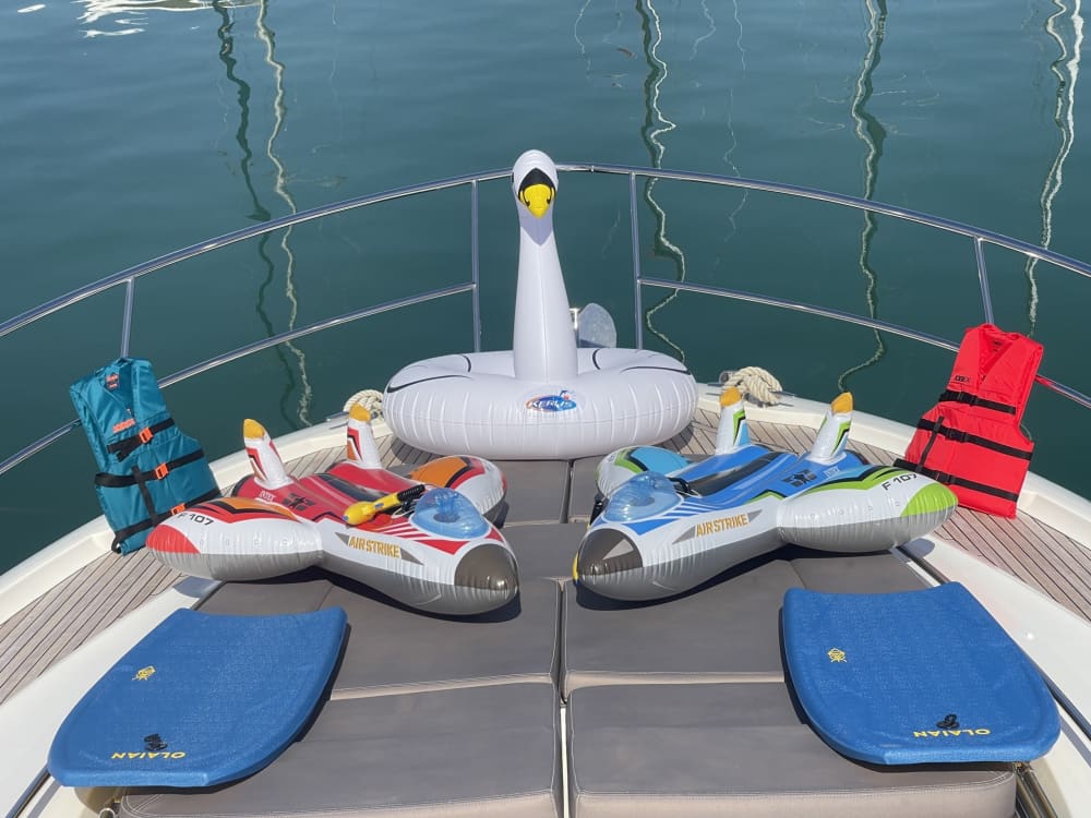 Öflykt: Lyxig yachtdag från Antibes till Lérinsöarna