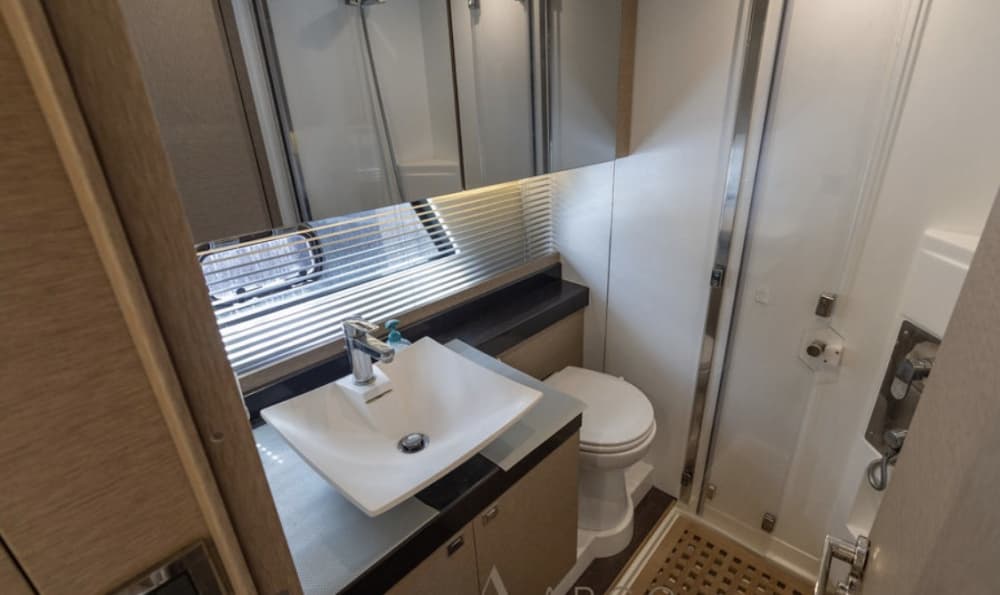 Эксклюзивный круиз на яхте: из Канн в Монако за 7 часов роскоши