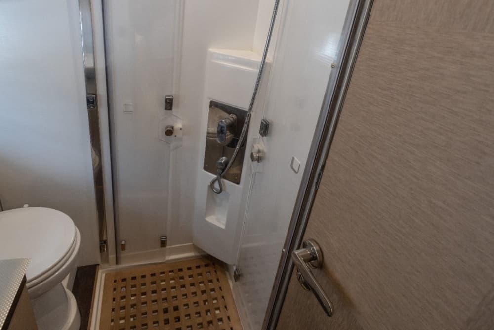 Эксклюзивный круиз на яхте: из Канн в Монако за 7 часов роскоши