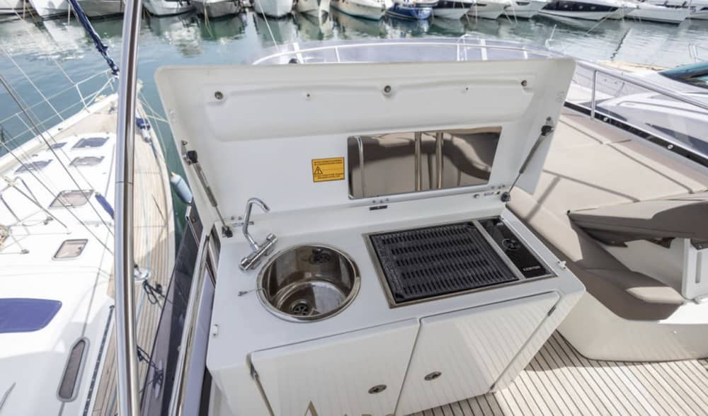 Эксклюзивный круиз на яхте: из Канн в Монако за 7 часов роскоши