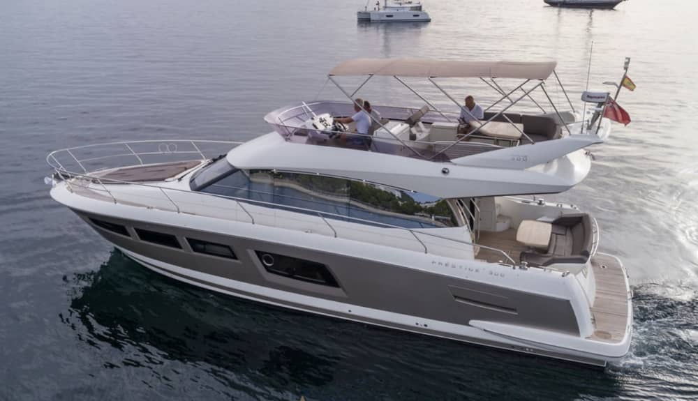 Эксклюзивный круиз на яхте: из Канн в Монако за 7 часов роскоши