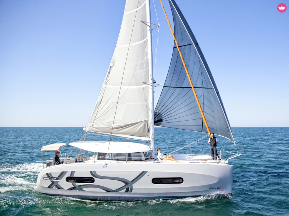 Enjoy a 4-hour Catamaran Experience: Pollensa Bay and Alcudia