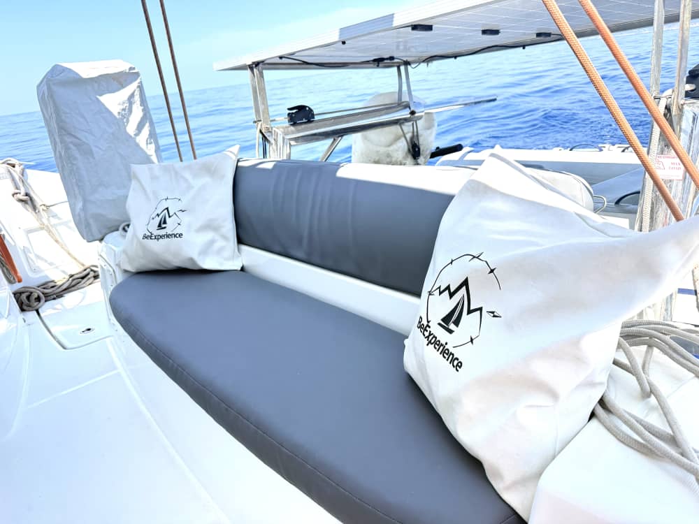 Enjoy a 4-hour Catamaran Experience: Pollensa Bay and Alcudia