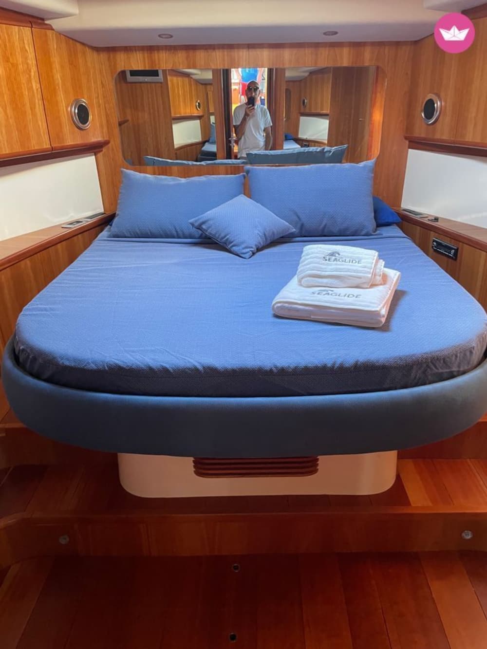 Excursion d'une journée en yacht de Porto Badino à Ponza et Palmarola