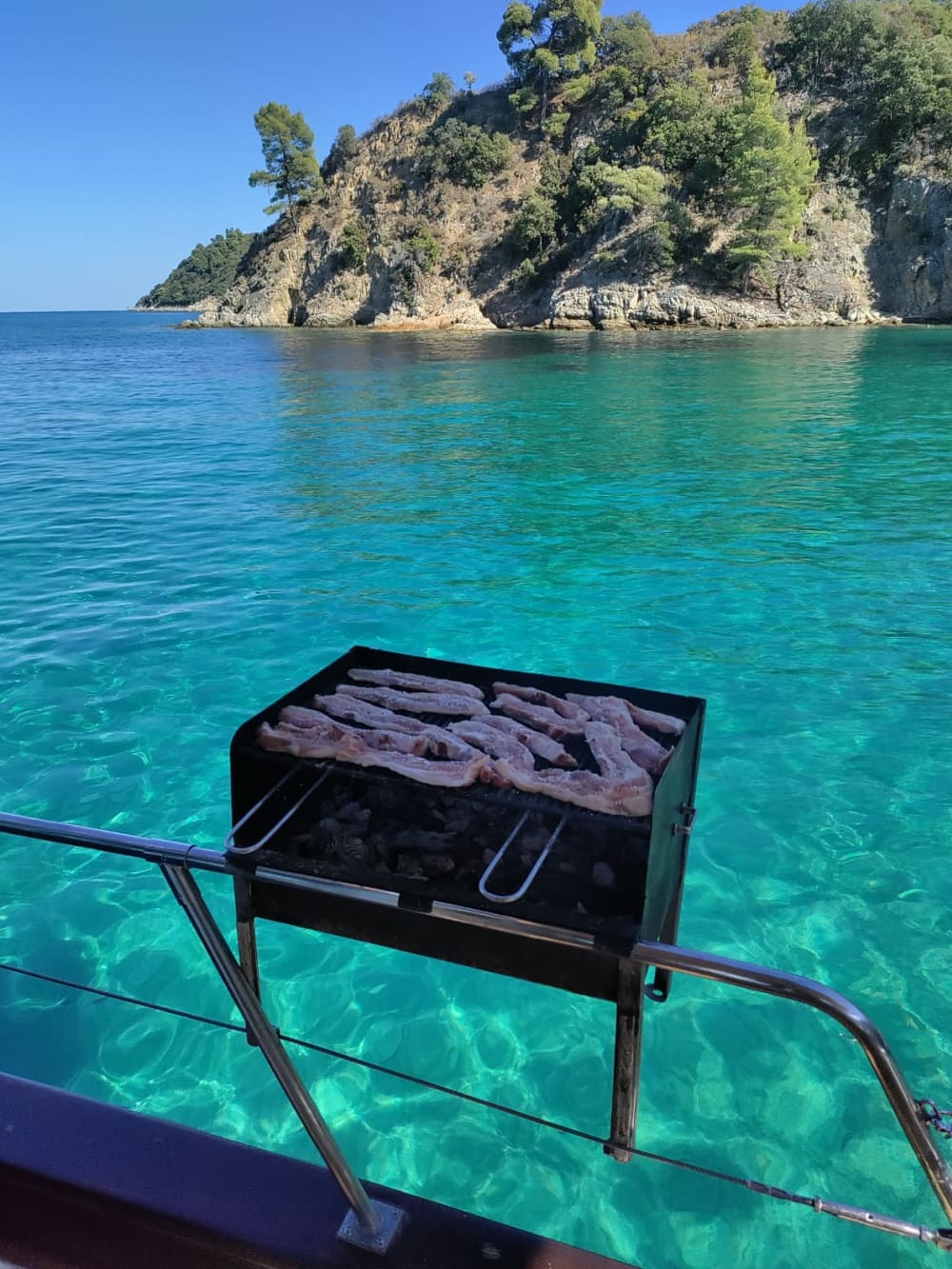 Sunset Cruise: Chrousso Port & Sithonia Riviera Adventure