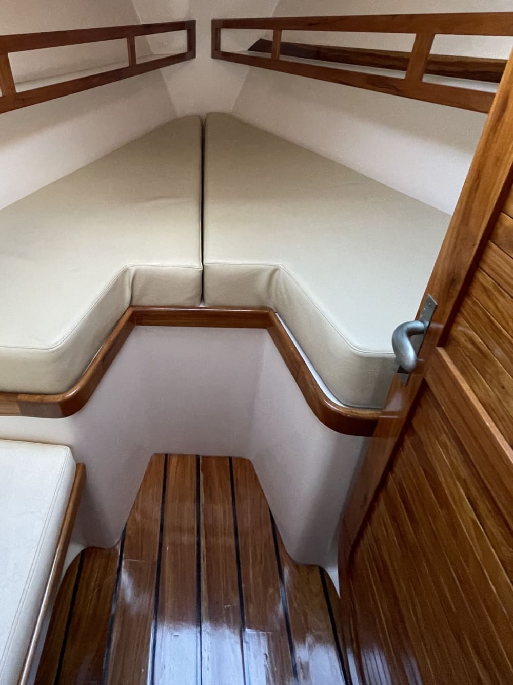 Um dia inteiro de magia no Rio de Janeiro a bordo de um veleiro.