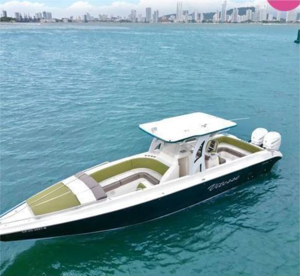 Découvrez Carthagène en bateau à moteur pendant 8 heures