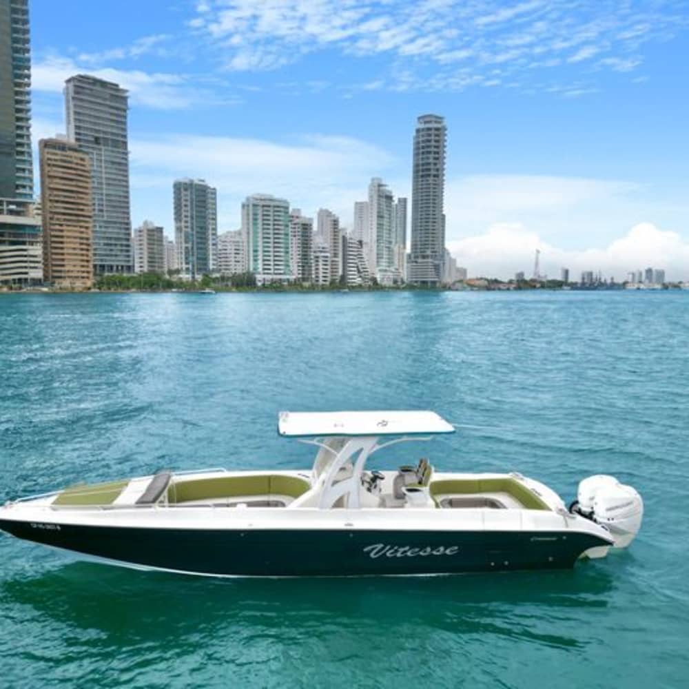 Découvrez Carthagène en bateau à moteur pendant 8 heures