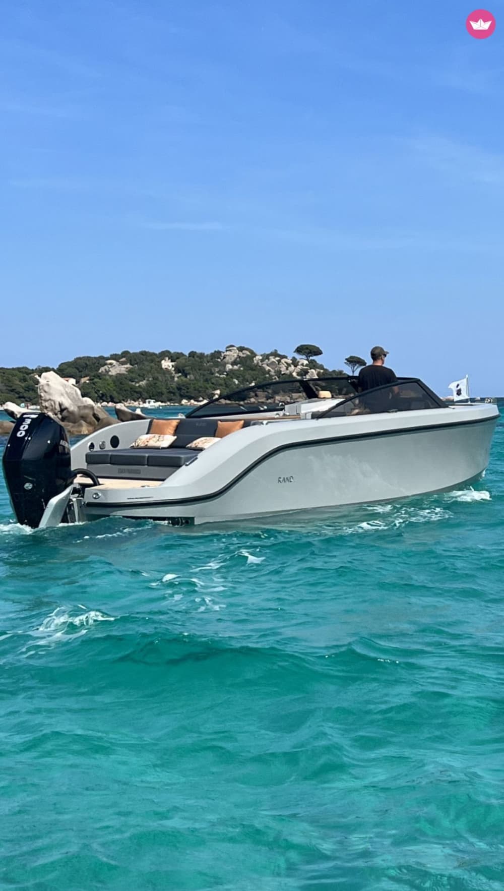 Neem 9 uur de tijd om de verborgen magie van Porto-Vecchio vanaf de golven te ontdekken.