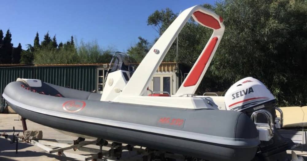 Les rêves italiens commencent en mer : une croisière de 9 heures au cœur de Lipari