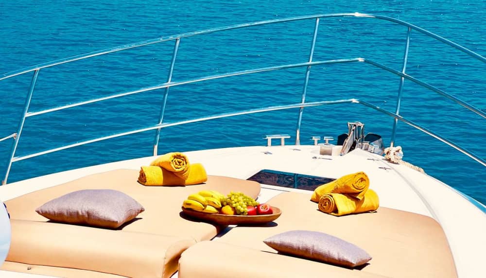 Full Day Private Cruise South Coast or Delos & Rhenia (Azimut 58ft)