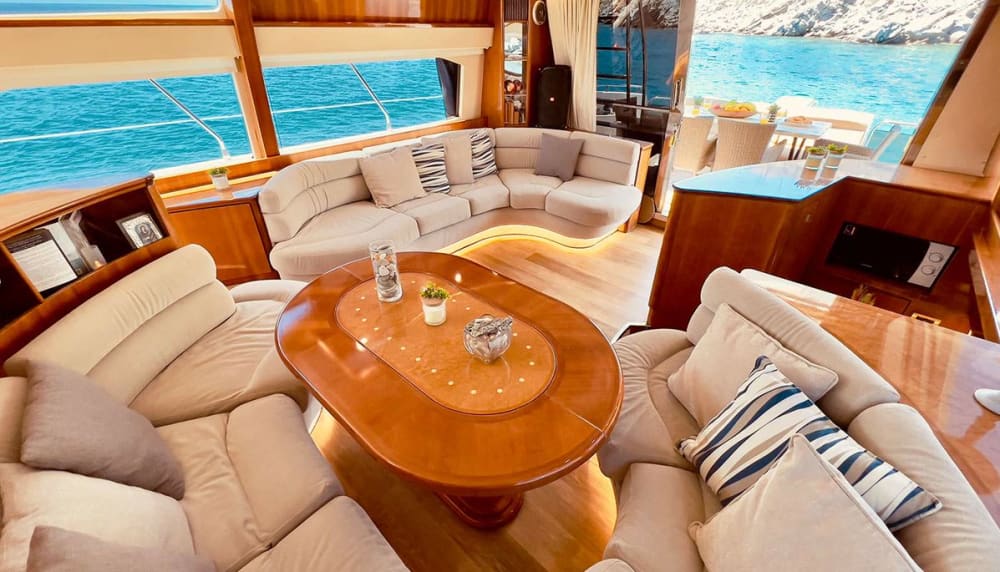 Full Day Private Cruise South Coast or Delos & Rhenia (Azimut 58ft)