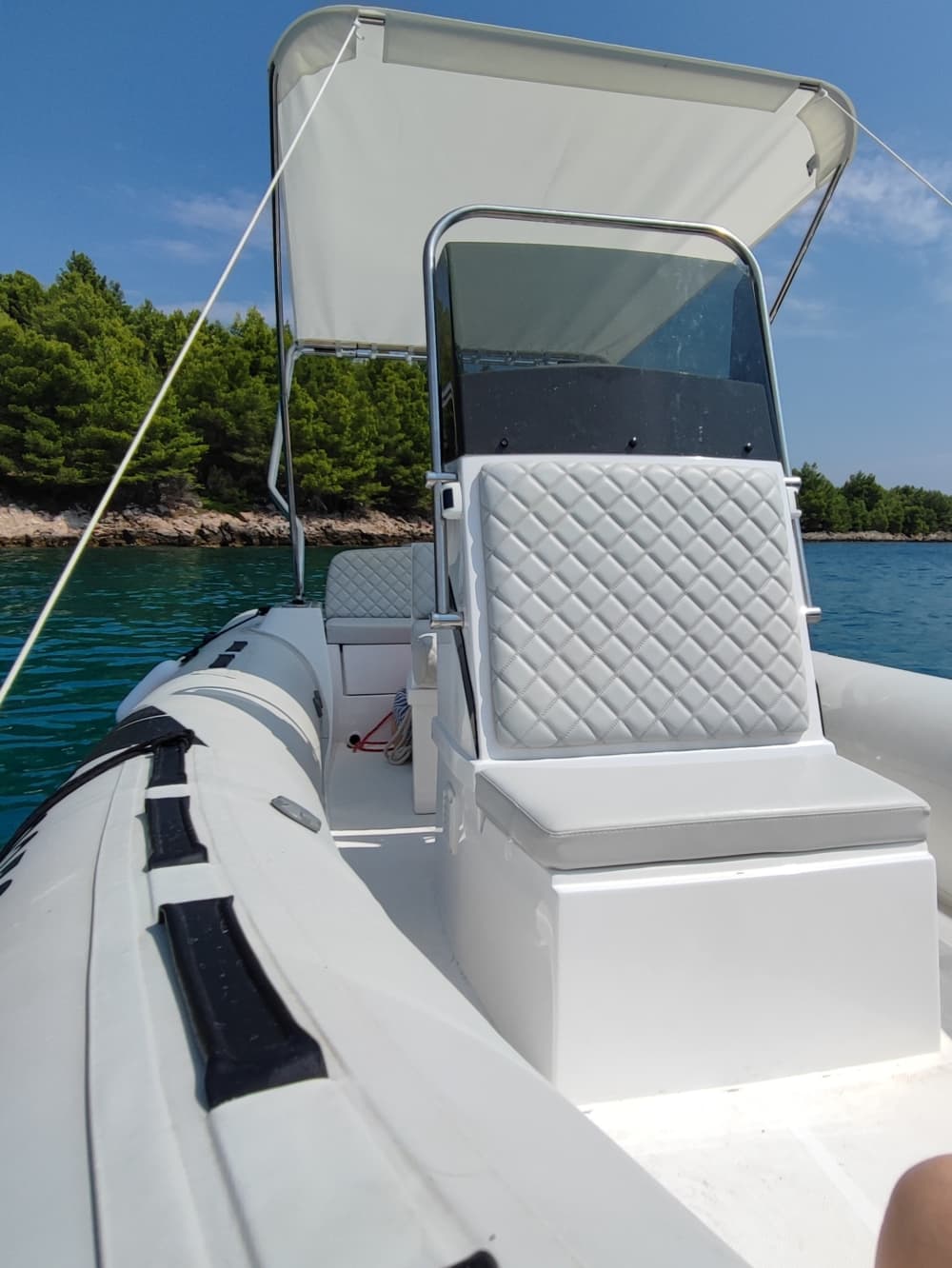 Genießen Sie eine 11-stündige Motorbootfahrt zur Erkundung von Trogir.