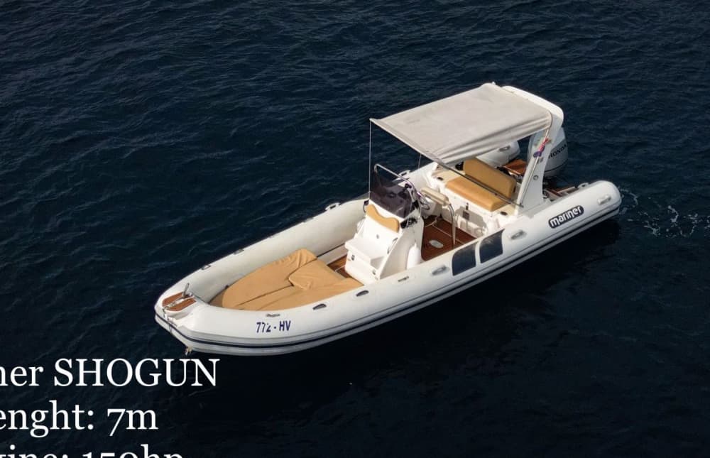 Odkryj wybrzeże Hvaru: 6-godzinna wycieczka po czerwonych skałach i wyspach