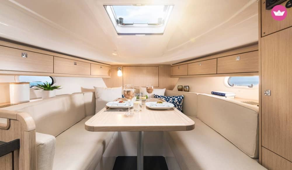 Profitez du coucher de soleil à Antibes et ses environs