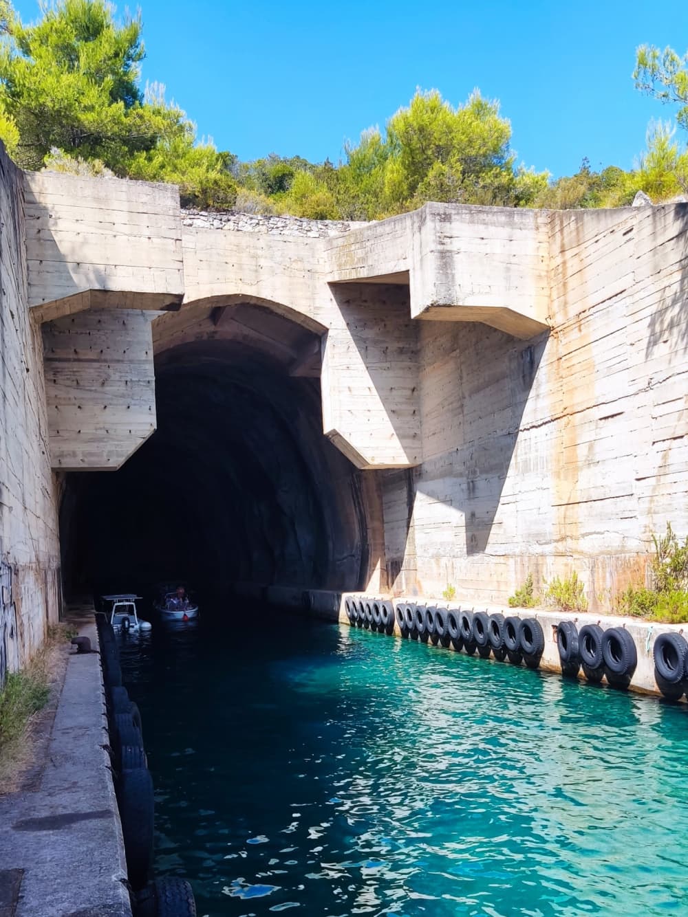 Geniet van een 9 uur durende boottocht om Zadar te verkennen.