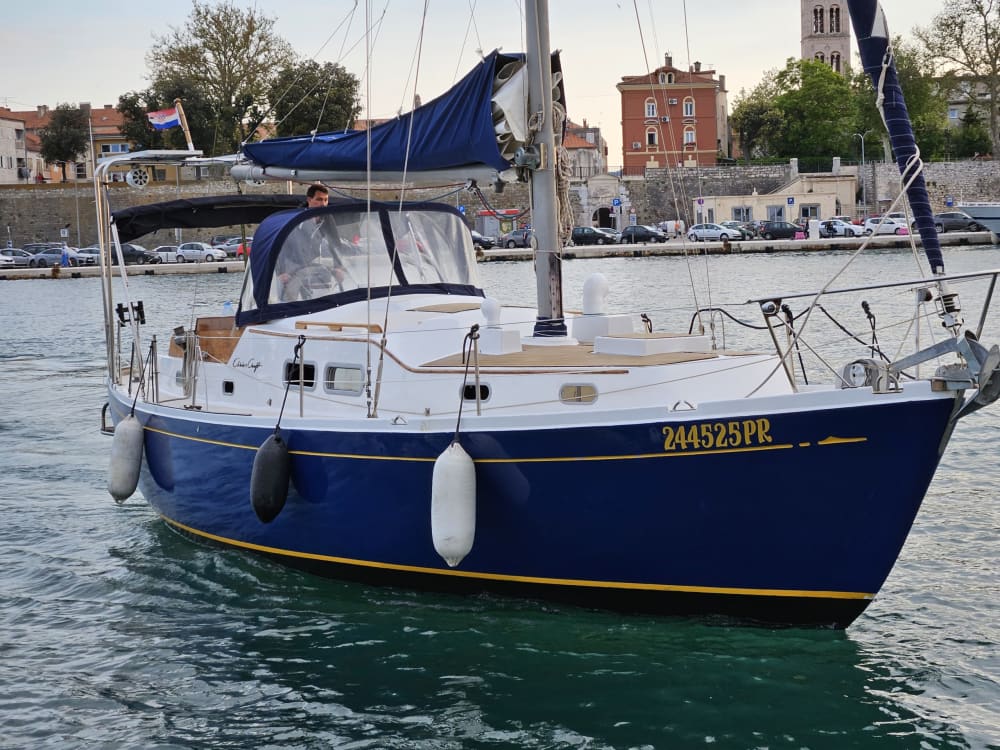 Journée complète de voile à bord d'un voilier à Zadar