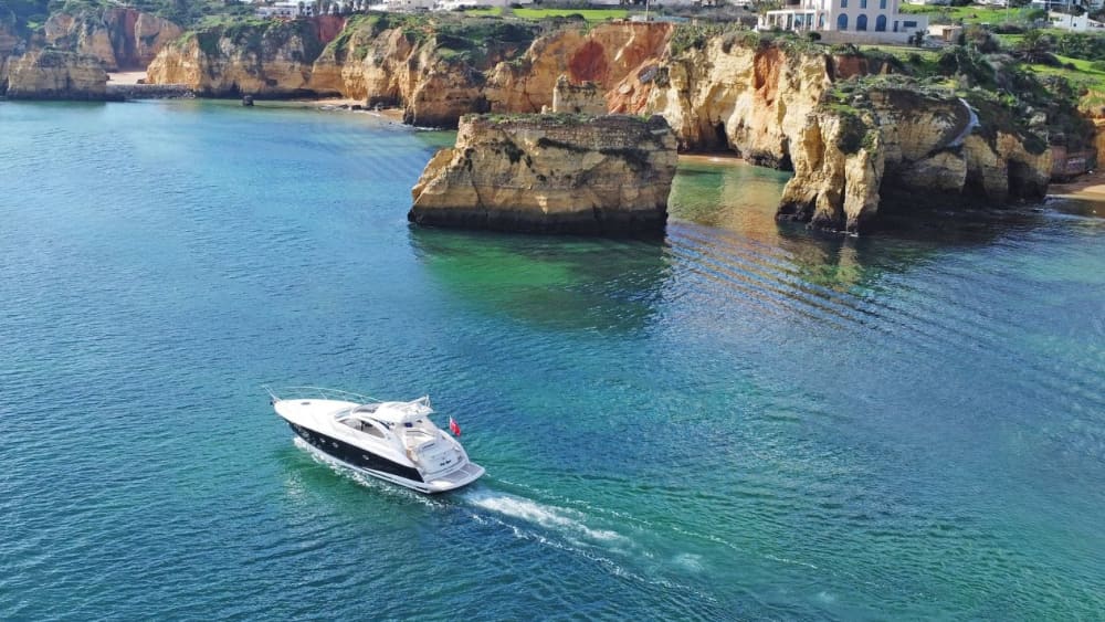 Explorando el Algarve en un yate de lujo: escapada de 7 horas