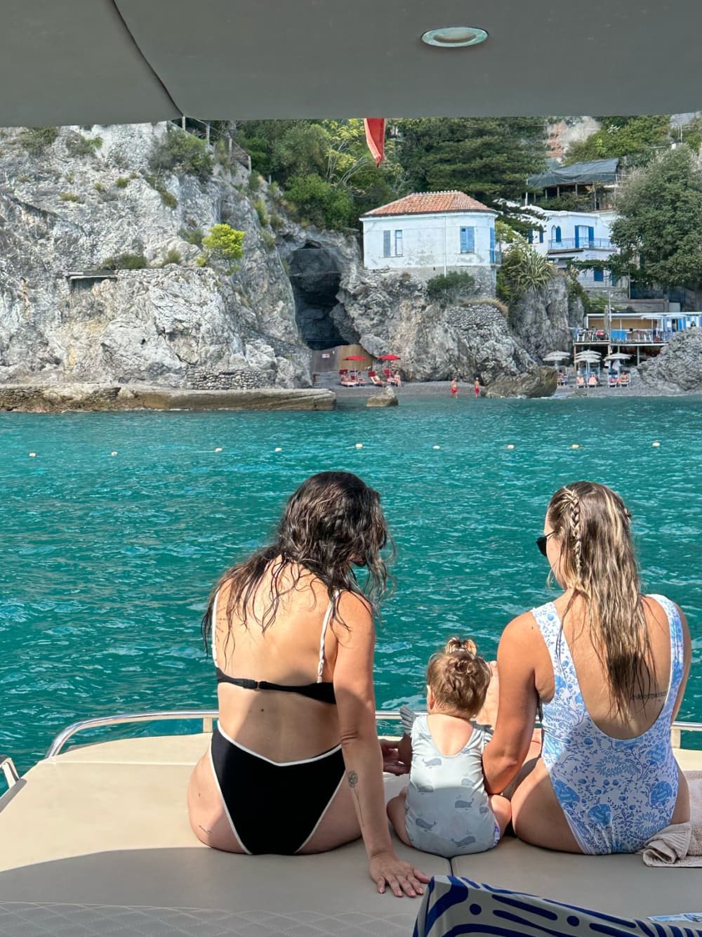 Отпразднуйте свое особое событие на побережье Амальфи на борту Mireja