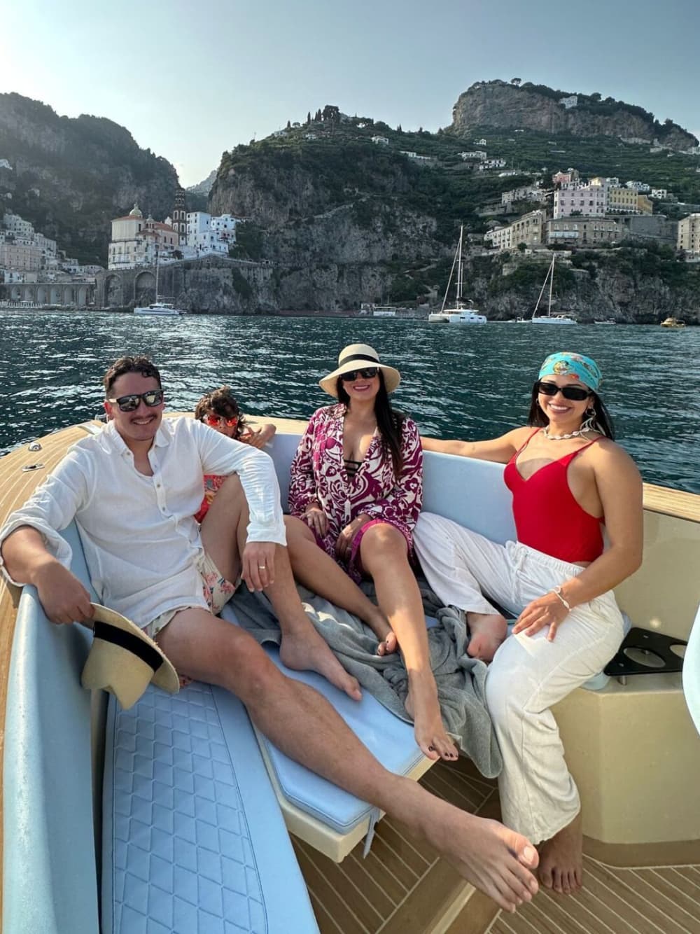 Flucht nach Capri: Zwischen Höhlen, Faraglioni und Dolce Vita