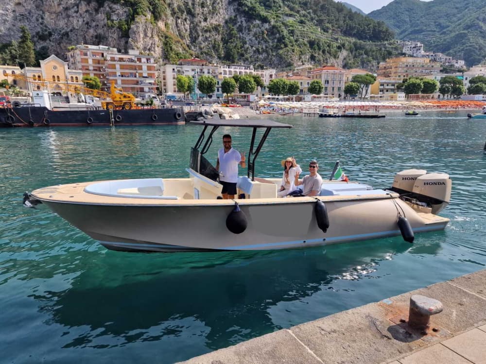 Побег на Капри: между пещерами, Фаральони и Дольче Вита