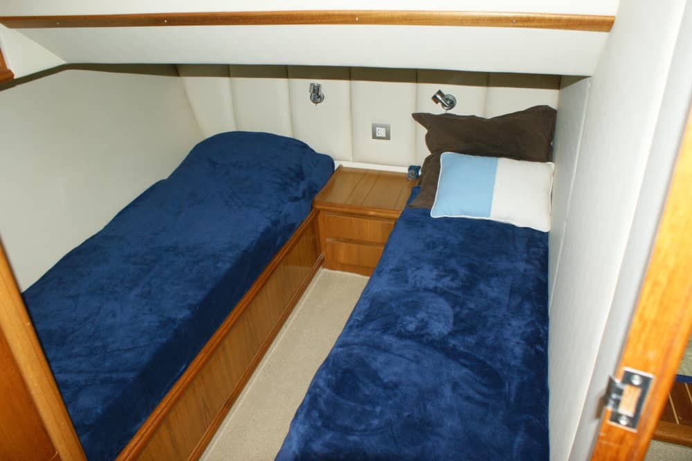 Entdecken Sie Frontignan: Ein sonniger Tag auf einem Motorboot