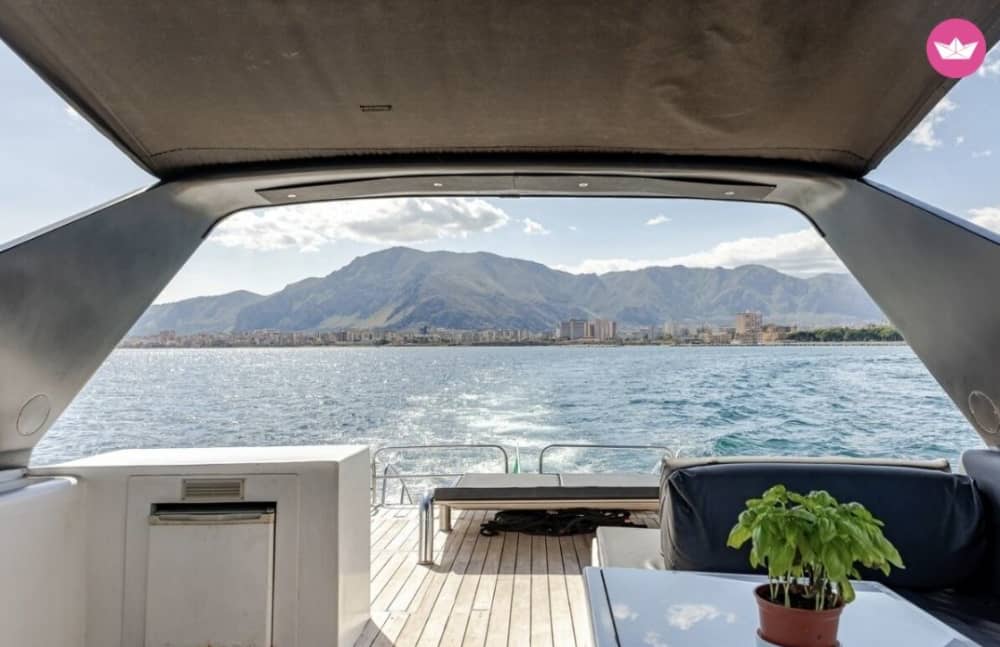 Побережье Палермо: круиз на целый день с закусками, солнцем и живописными остановками