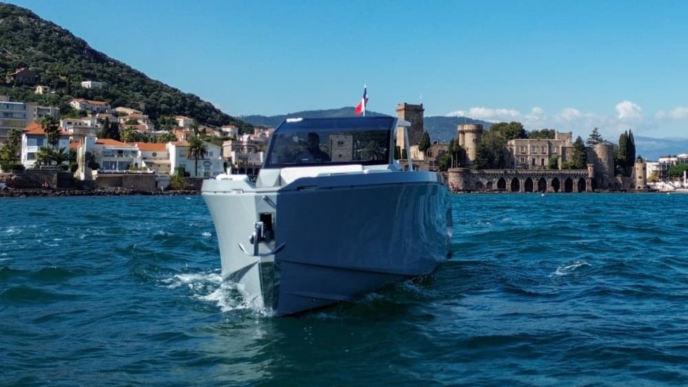 Deniz, Aşk ve Güneş: Motorlu teknede duygu dolu bir gün