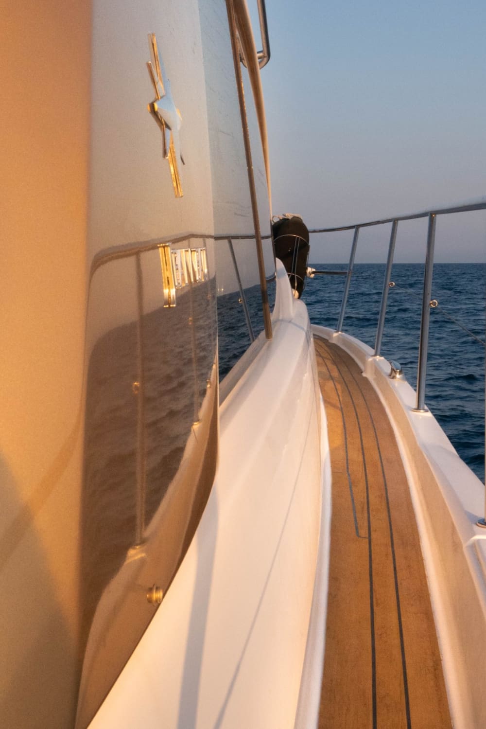 Votre bateau à moteur privé pour une journée autour de Fréjus