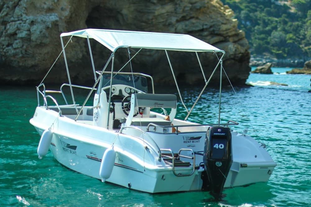 Découverte de Vieste en demi-journée : Votre courte escapade en bateau à moteur