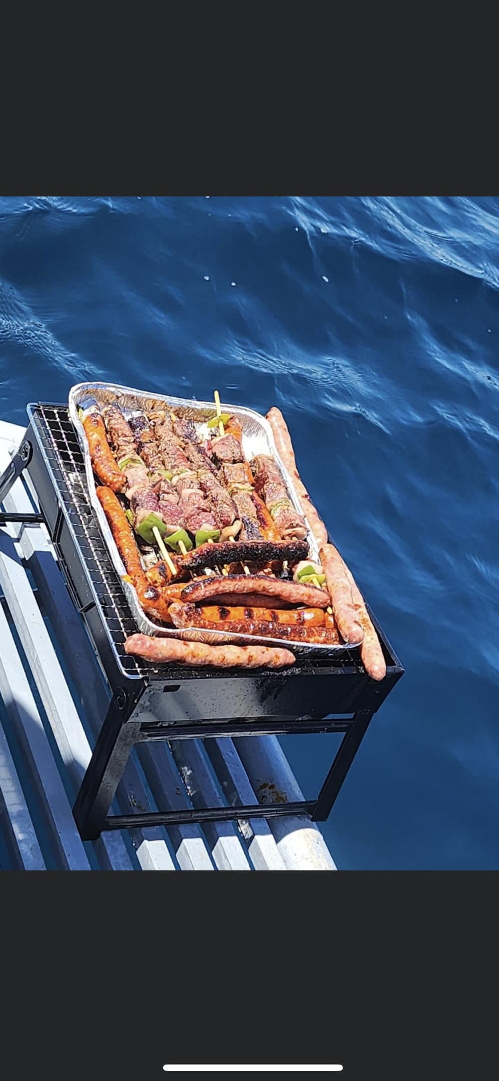 Descoberta de meio dia em Fréjus: Sua escapada rápida em uma lancha.