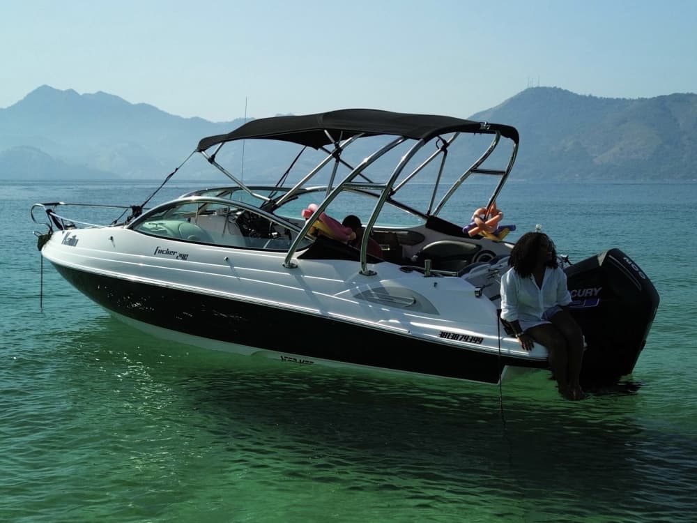 Ontdek Angra dos Reis op een motorboot gedurende 7 uur