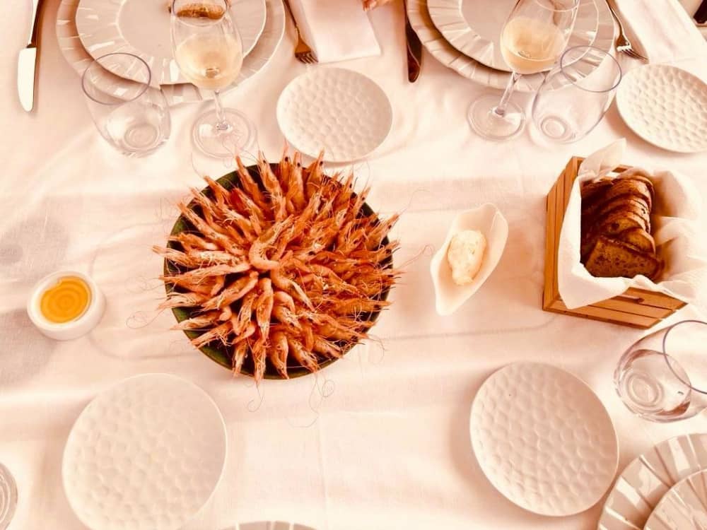 Experiencia de navegación de día completo en velero en Tavira.