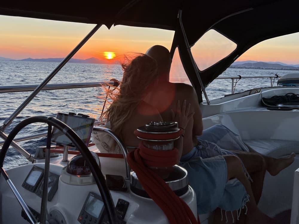 Riwiera Ateńska – Prywatny rejs o zachodzie słońca z lekką kolacją