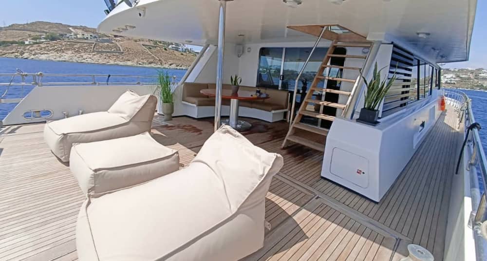 Opulence matinale en mer Égée : croisière privée de luxe de 4 heures