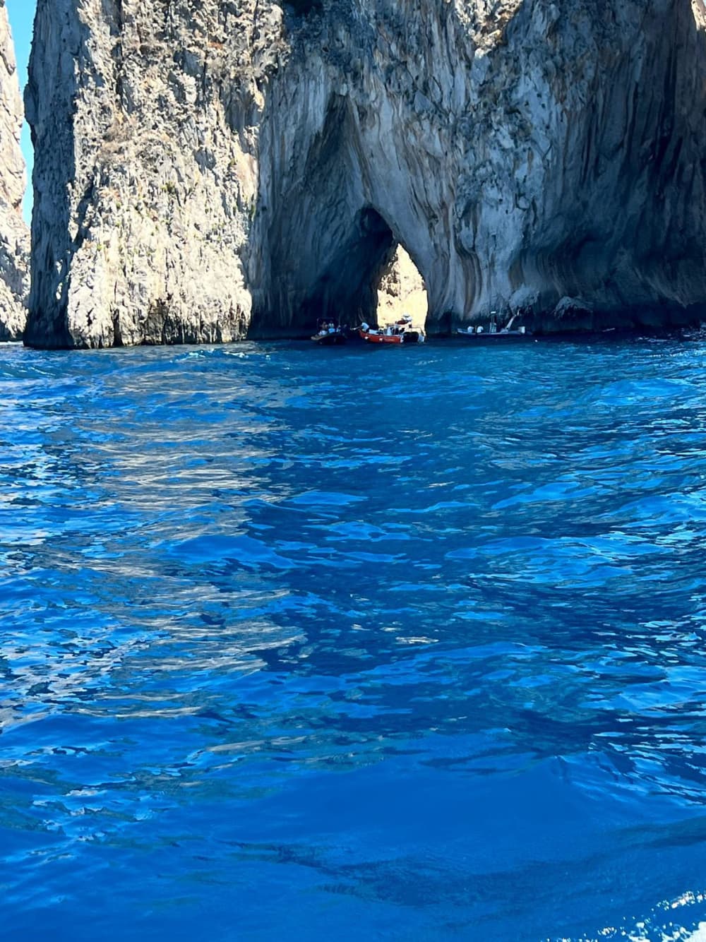 Capri: 3 Hour Tour Between Sea and Faraglioni
