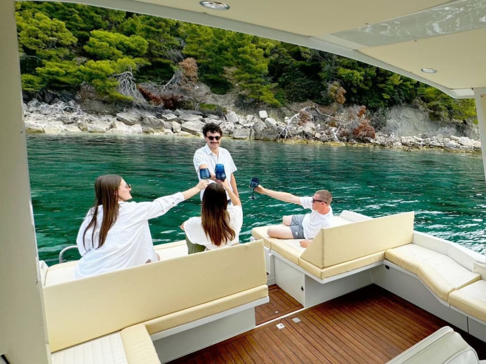 Coastal Wonders: Hidden Bays & Red Rock Beauty from Hvar