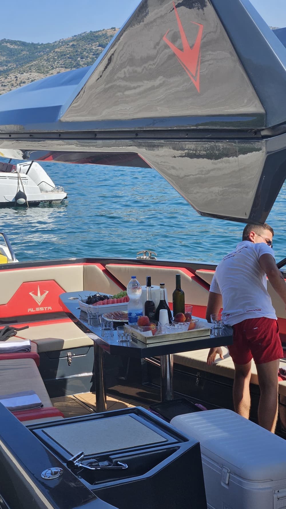 Ontdek de Elaphiti-eilanden: een dagvullend bootavontuur van 8 uur