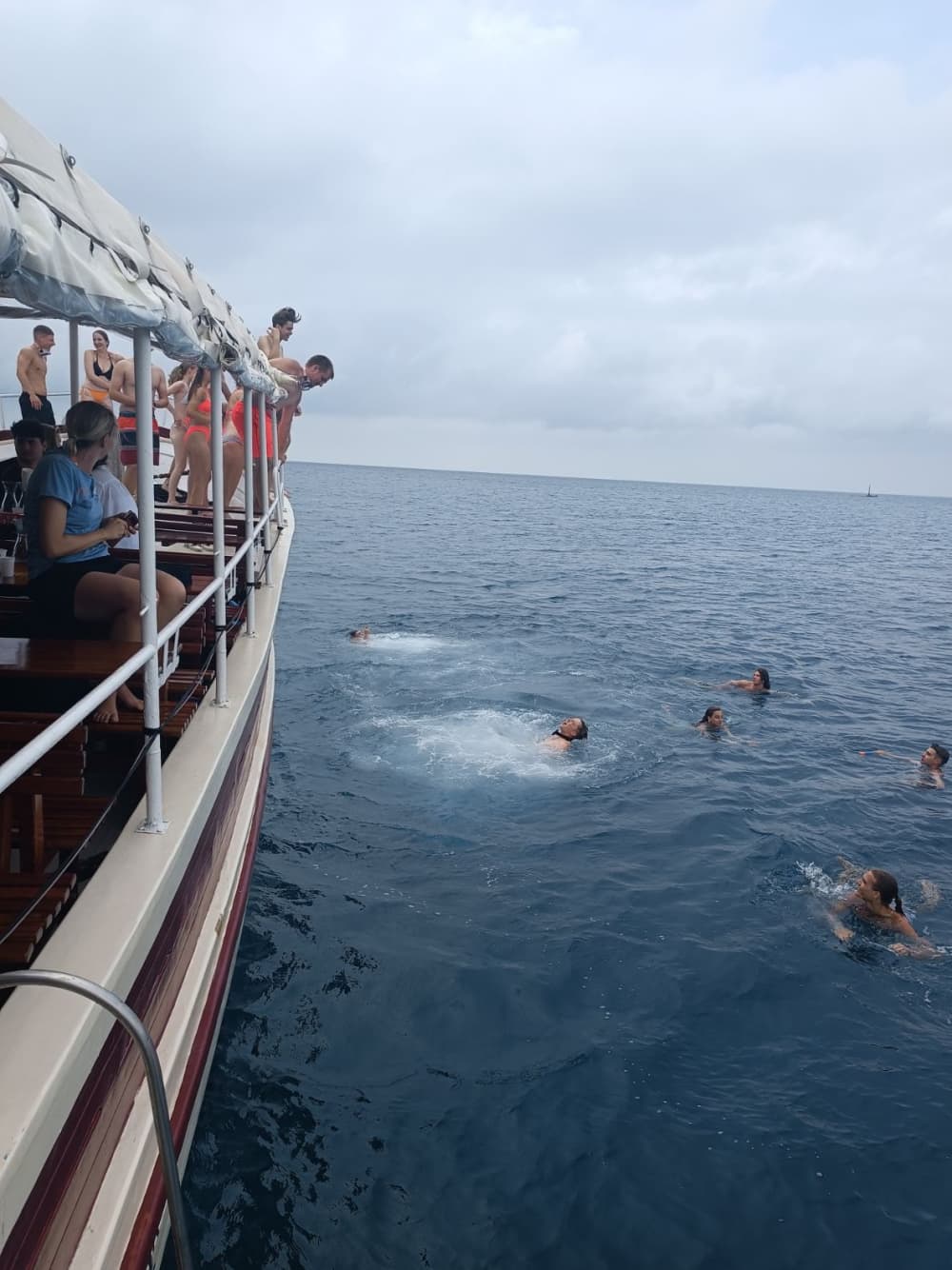 Privat båttur runt Poreč på motorbåt