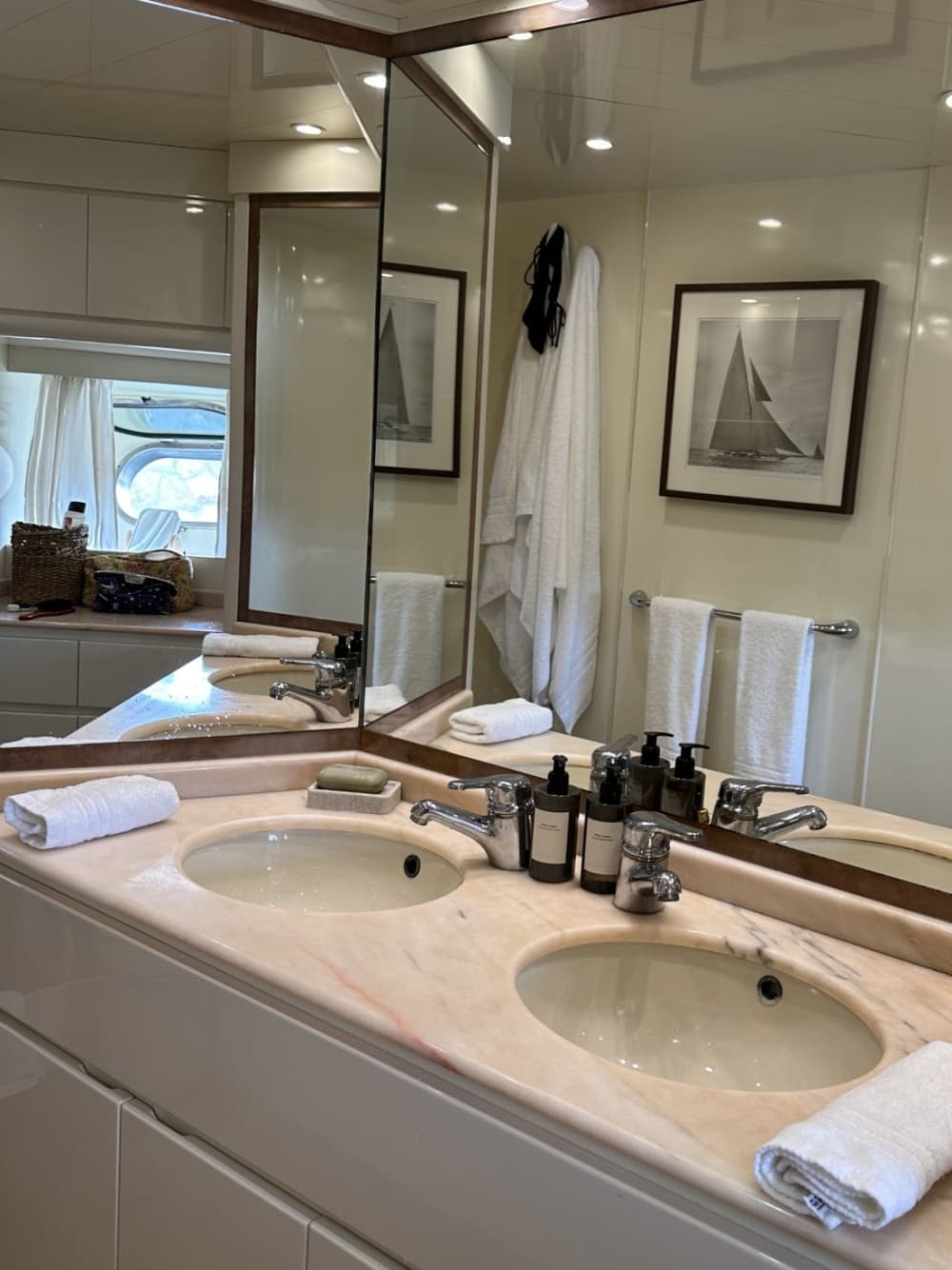 Ein Tag voller Weltraum, Meer und mühelosem Luxus