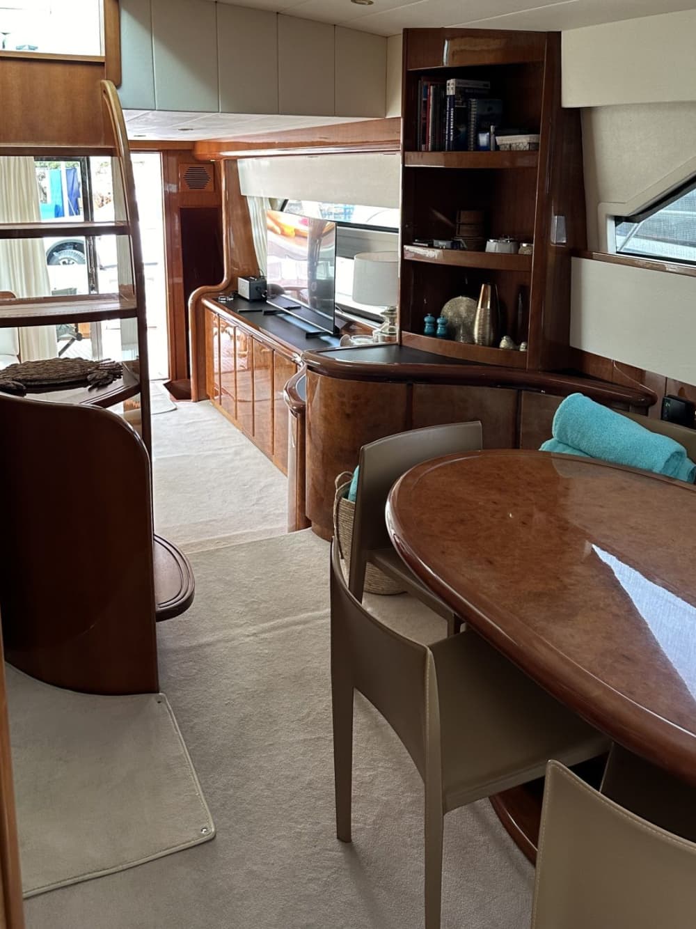 Ein Tag voller Weltraum, Meer und mühelosem Luxus