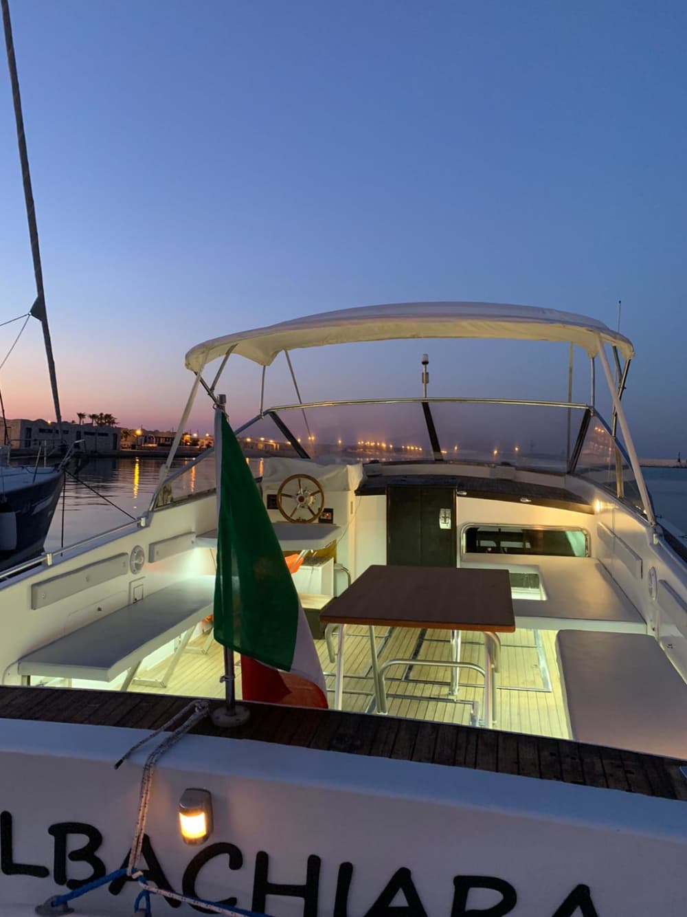 Une journée à la découverte de Vieste : la véritable Dolce Vita en bateau à moteur