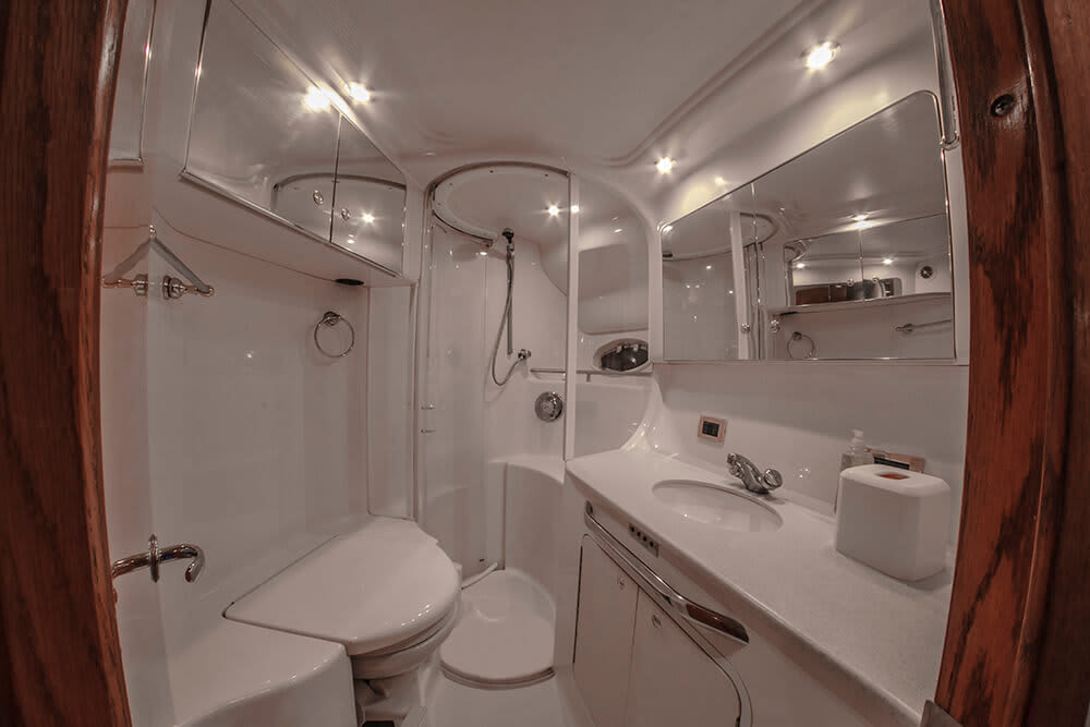 Pura alegría de navegar: Vive la magia de Puerto Aventuras