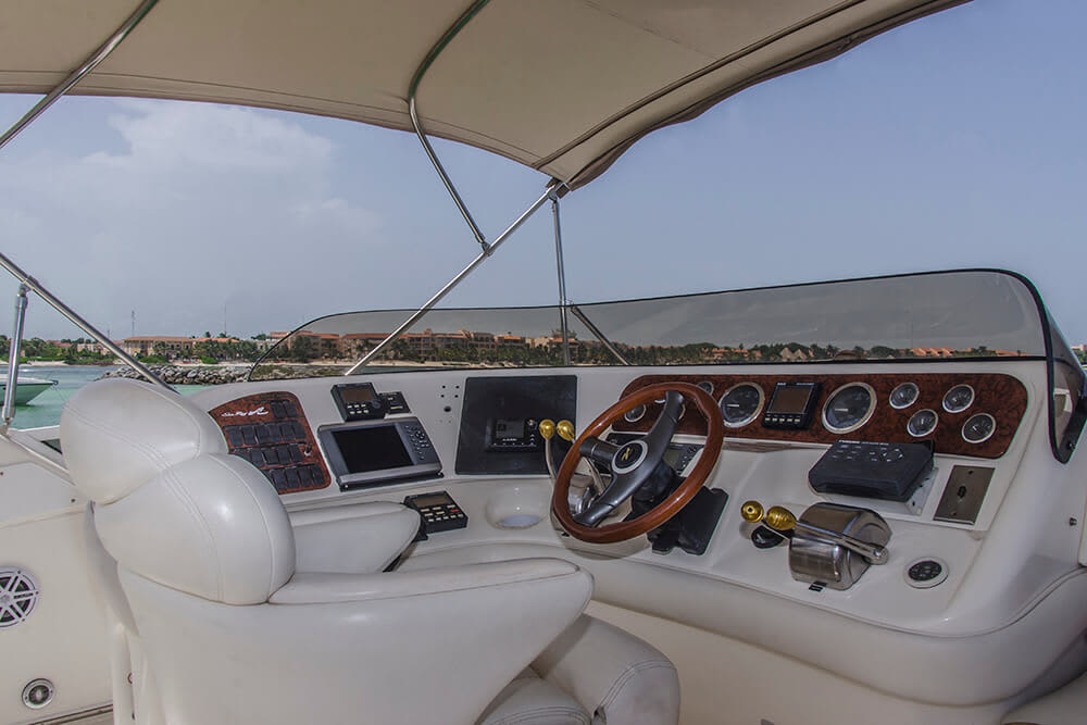 Pura alegría de navegar: Vive la magia de Puerto Aventuras