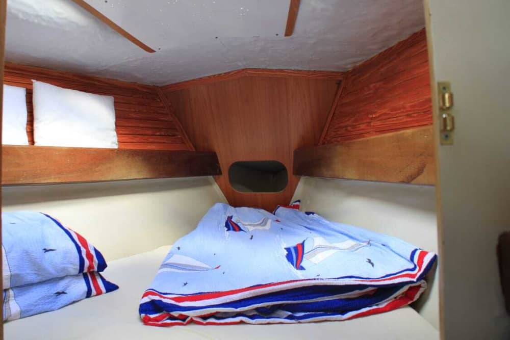 8 Stunden Segeln entlang der Küste der Riviera von Cannero