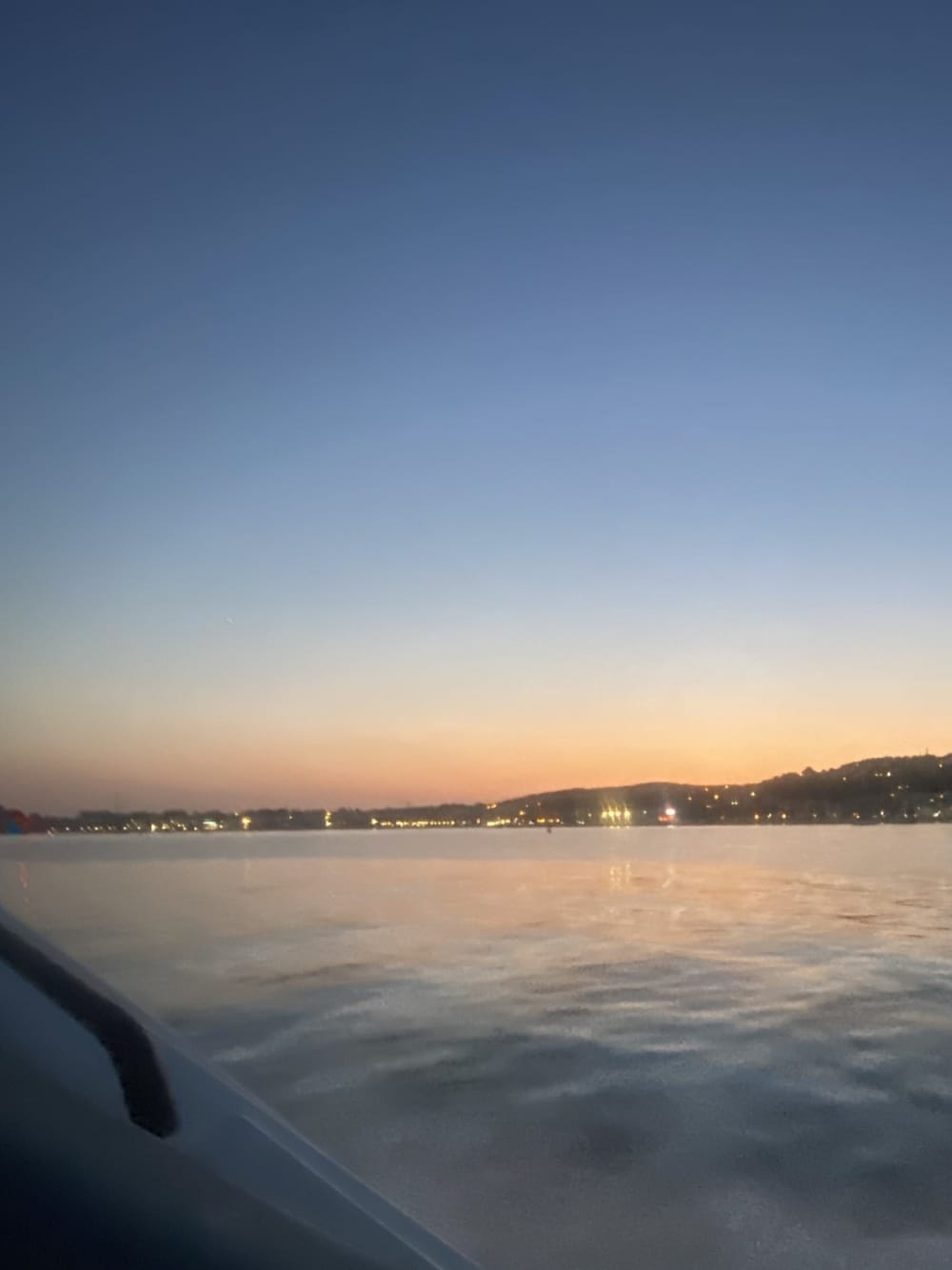 Jouw dag in Bandol: huur een motorboot voor 9 uur ontdekkingstocht.